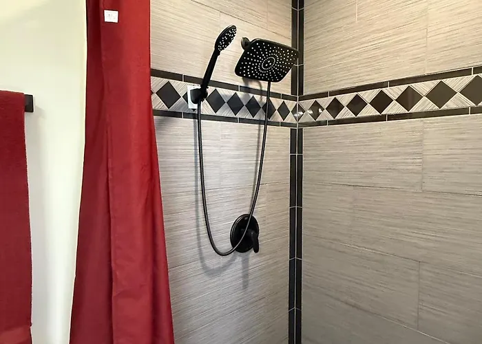 Apartamento Adult-only With Hot Tub And King Bed