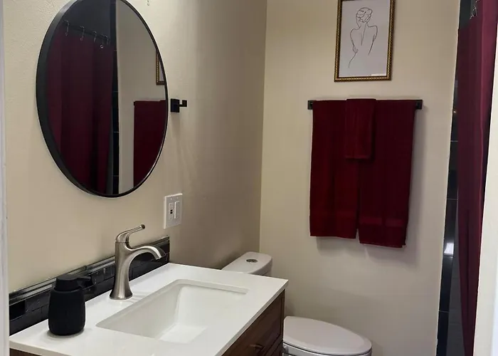 Adult-only With Hot Tub And King Bed Apartamento